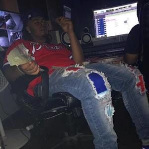 Meet your Posher, Malik